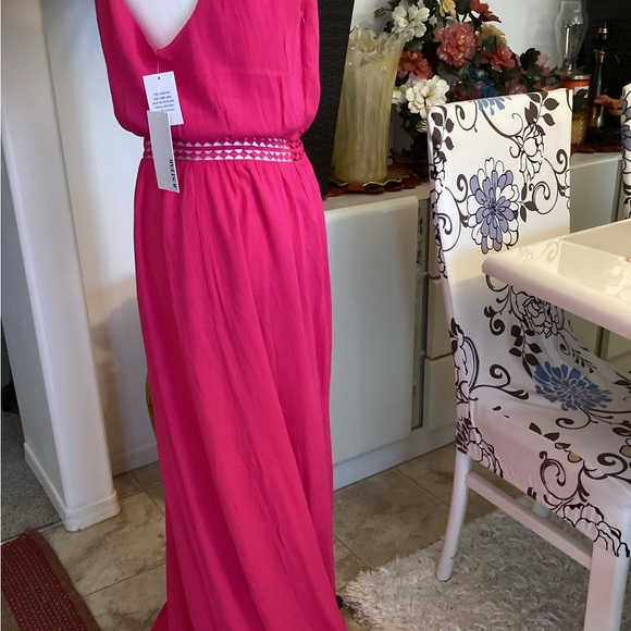 Stunning maxi dress - Picture 2 of 7